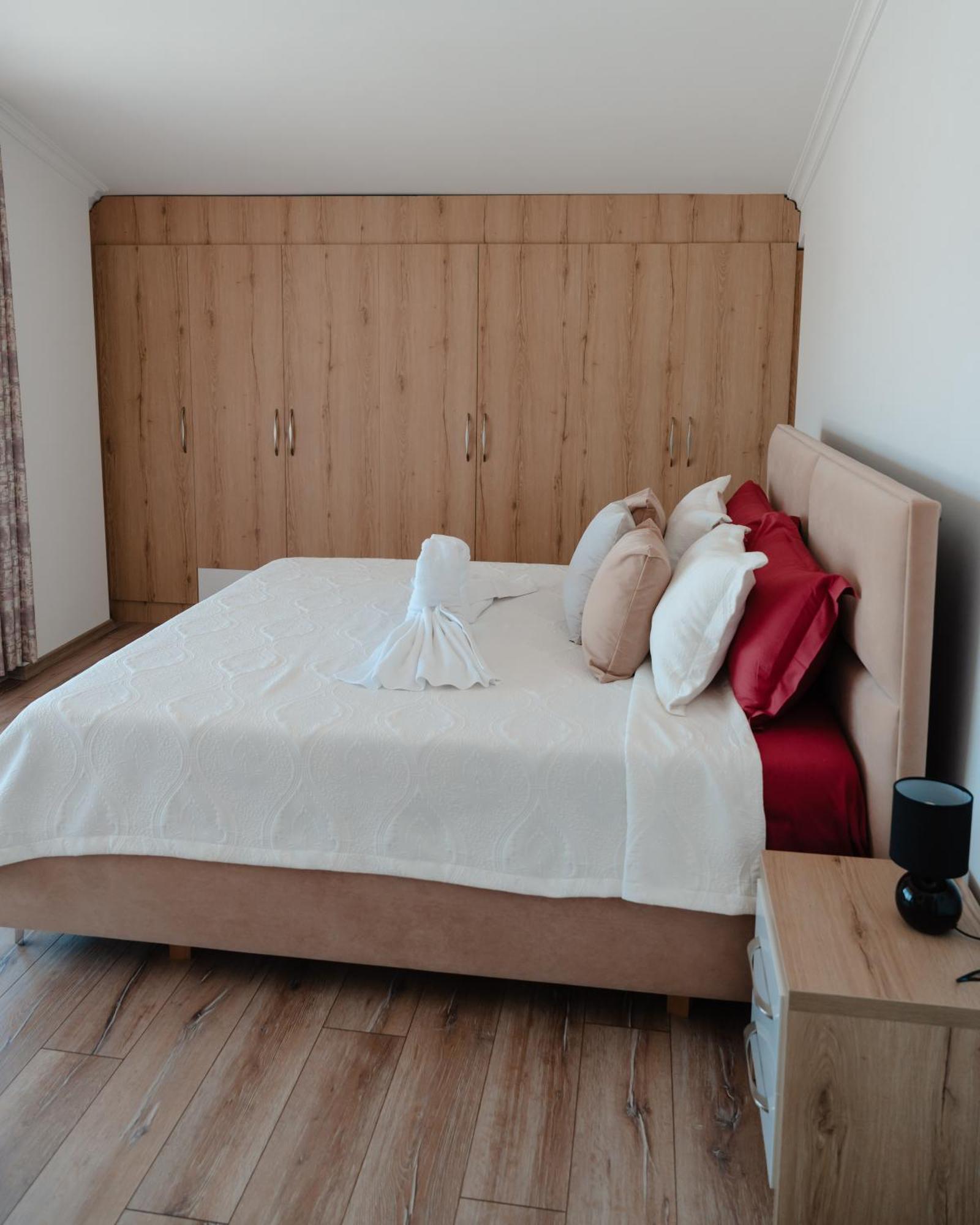 Luxury In Apartment *