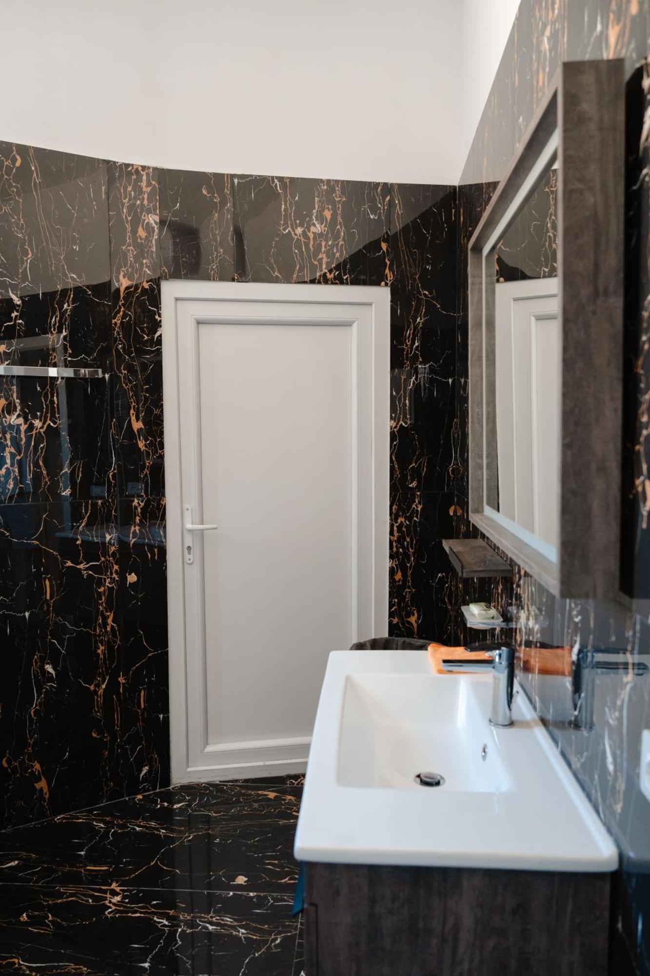 Luxury In *